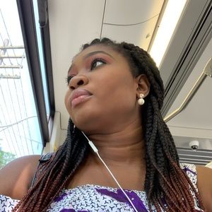 Meet your Posher, Esther